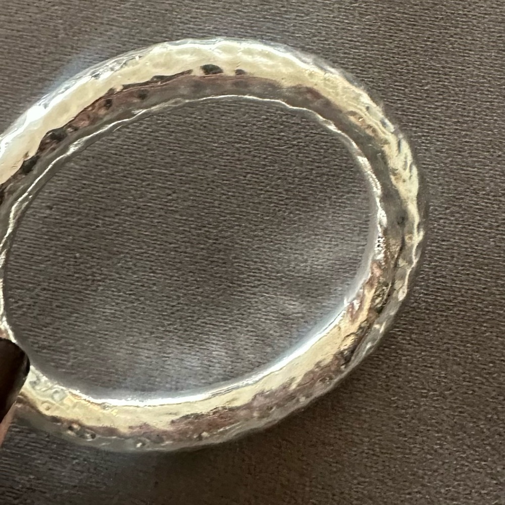Chic Silver Hammered Bangle